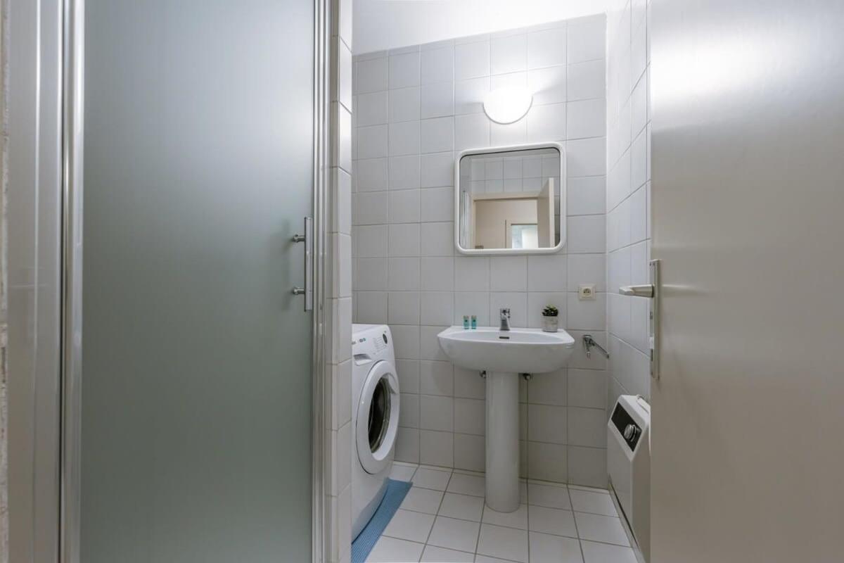 Huswell - Authentic Apartment With Terraces And Parking Кнокке-Хейст Экстерьер фото