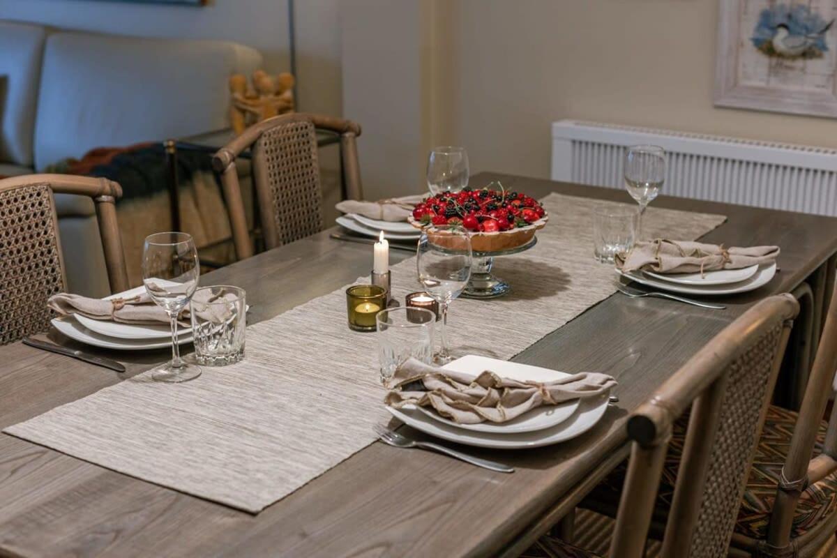 Huswell - Authentic Apartment With Terraces And Parking Кнокке-Хейст Экстерьер фото