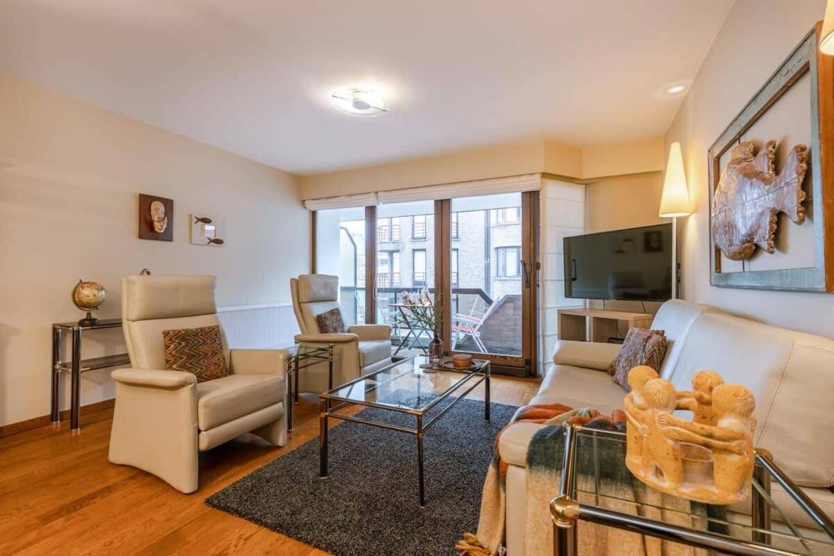 Huswell - Authentic Apartment With Terraces And Parking Кнокке-Хейст Экстерьер фото